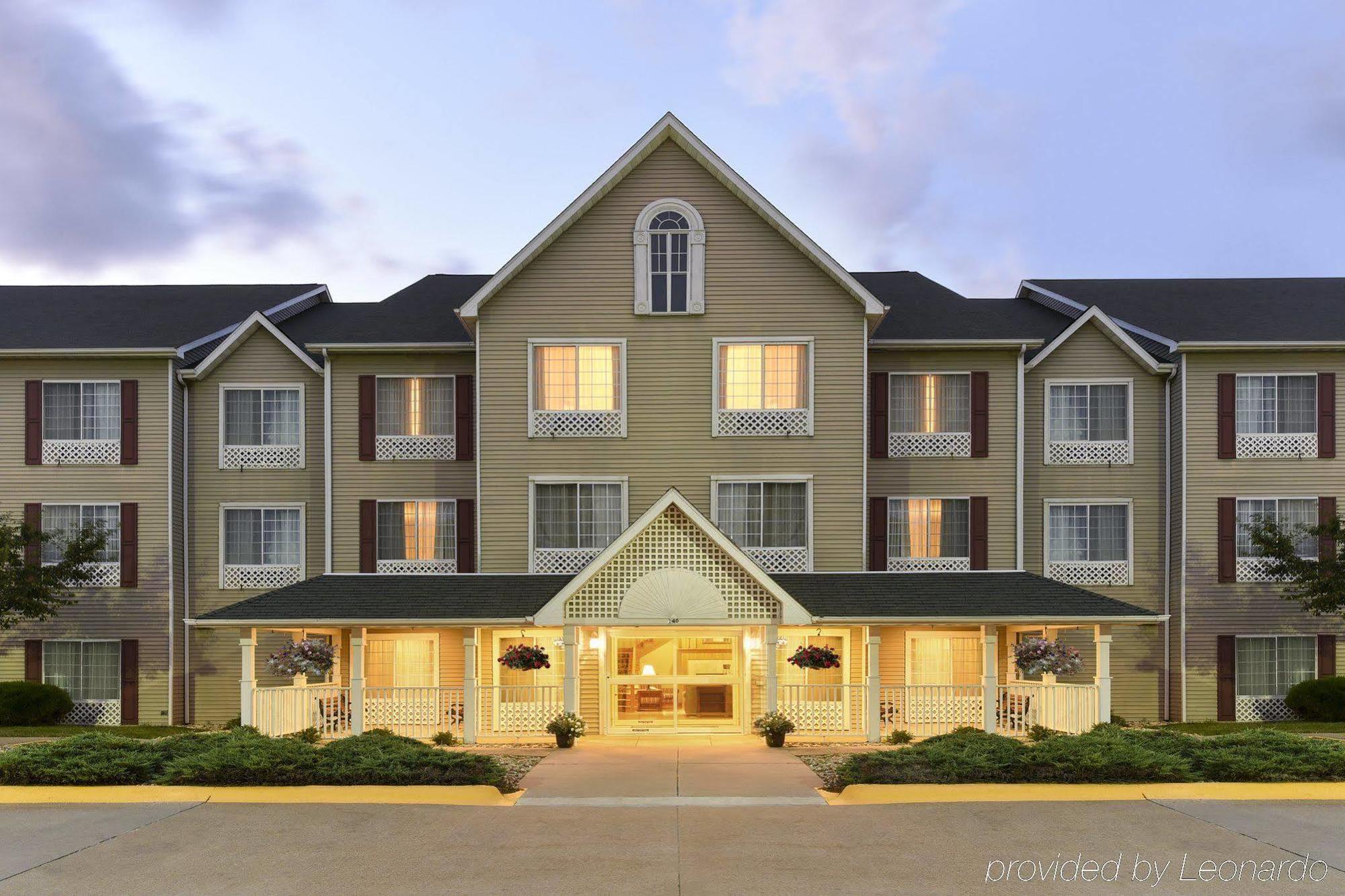 Country Inn & Suites By Radisson, Davenport - Quad Cities Εξωτερικό φωτογραφία